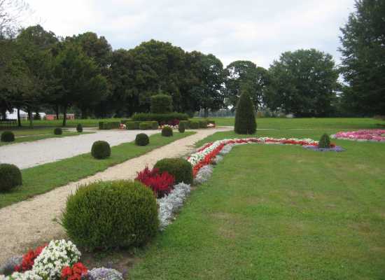 Teherszállítás, rakodás, park és közterület fenntartása